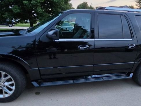 Used 2017 Ford Expedition EL Limited AWD/4WD image 4
