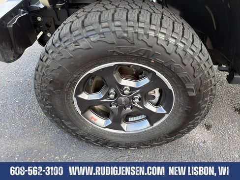 Used 2022 Jeep Gladiator Rubicon w/ LED Lighting Group AWD/4WD image 27