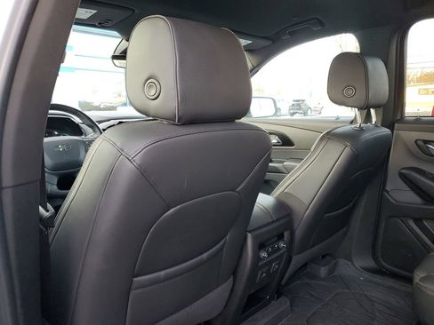 Used 2023 Chevrolet Traverse RS w/ LPO, Floor Liner Package image 30