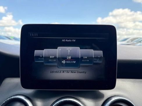 Used 2017 Mercedes-Benz CLA 250 image 21