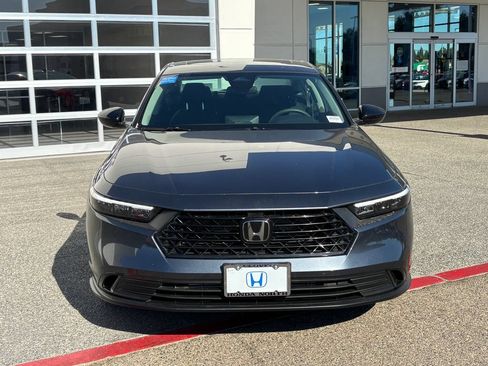 Used 2026 Honda Accord SE image 2
