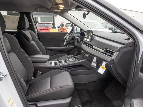 New 2025 Mitsubishi Outlander ES AWD/4WD image 17