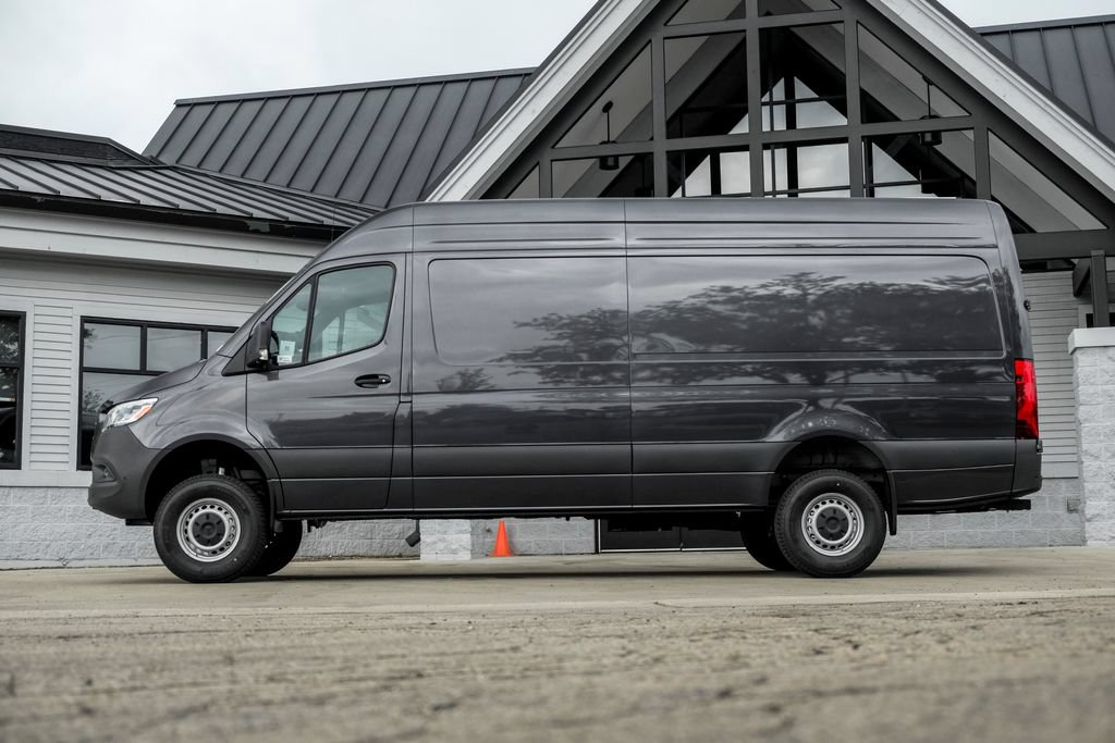 New 2026 Mercedes-Benz Sprinter 2500 image 3