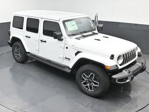 New 2026 Jeep Wrangler Sahara image 35