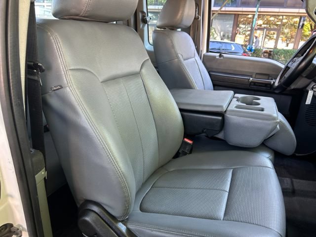 Used 2016 Ford F250 XL w/ XL Appearance Package AWD/4WD image 24