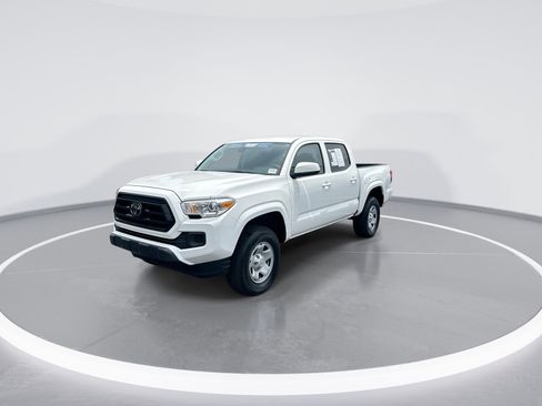Used 2023 Toyota Tacoma SR AWD/4WD image 5