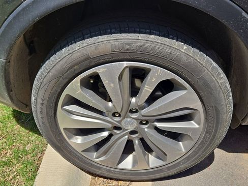 Used 2017 Buick Encore Preferred FWD image 5