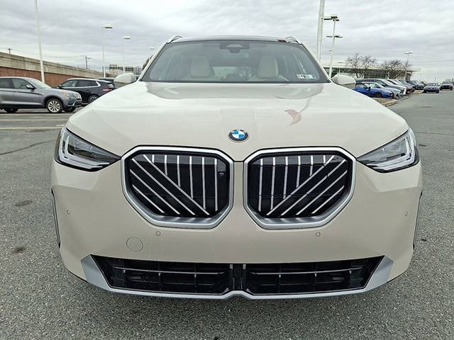 Certified 2026 BMW X3 xDrive30i w/ Premium Package AWD/4WD image 2