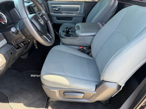 Used 2017 RAM 1500 Express w/ Black Ram 1500 Express Group RWD image 14