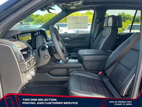 New 2026 GMC Yukon AT4 Ultimate AWD/4WD image 9