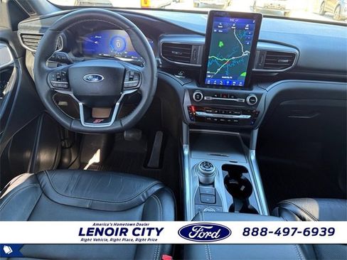 Certified 2020 Ford Explorer ST w/ Premium Technology Package image 15