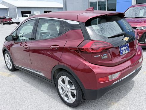 Used 2017 Chevrolet Bolt LT FWD image 6