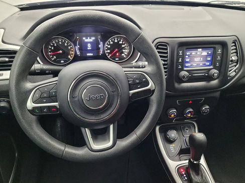 Used 2018 Jeep Compass Sport AWD/4WD image 22