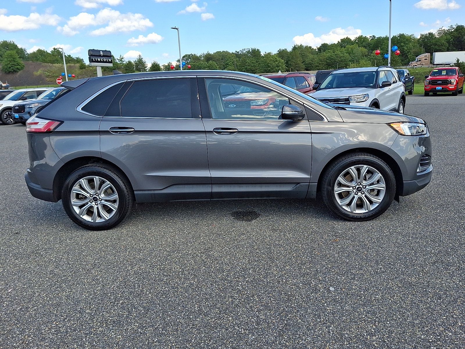 Certified 2023 Ford Edge Titanium w/ Equipment Group 301A AWD/4WD image 8
