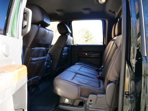 Used 2016 Ford F450 King Ranch w/ King Ranch w/Chrome Package image 29