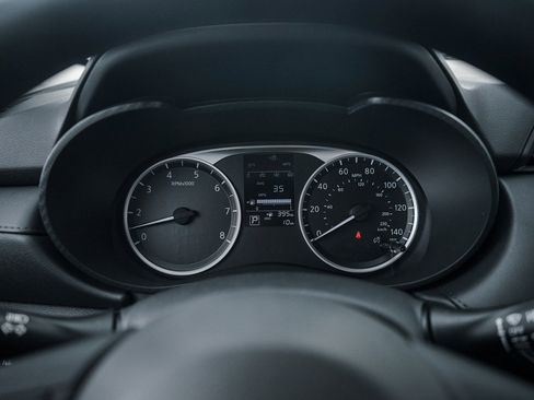 New 2025 Nissan Versa S w/ Trunk Package image 21