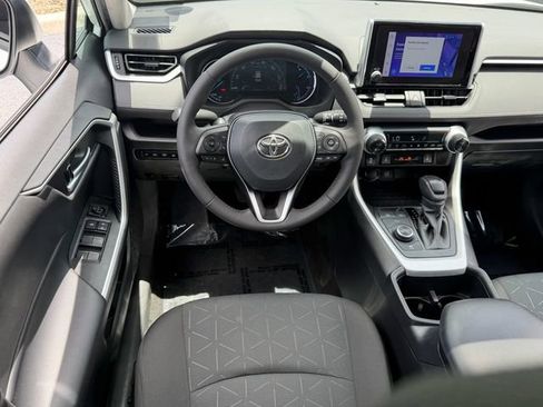 Certified 2023 Toyota RAV4 XLE w/ Convenience Package AWD/4WD image 13