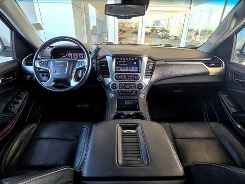 Used 2016 GMC Yukon SLT w/ Open Road Package AWD/4WD image 15