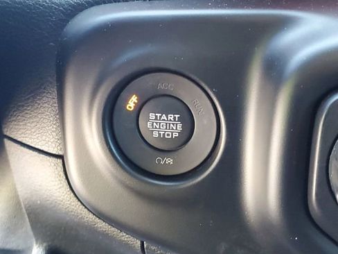 Used 2021 Jeep Wrangler Unlimited Rubicon w/ Dual Top Group AWD/4WD image 21