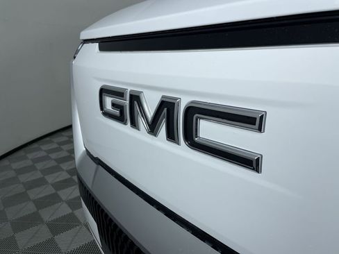 New 2025 GMC Sierra EV Denali image 31
