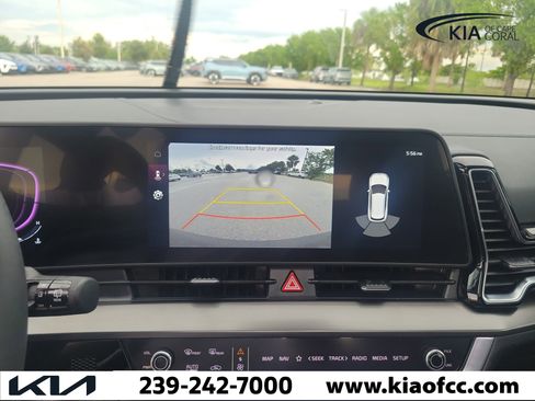 Certified 2025 Kia Sportage EX w/ Premium Package FWD image 31