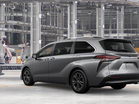 New 2026 Toyota Sienna Platinum AWD/4WD image 6