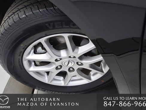 Used 2024 Chrysler Pacifica Touring-L image 42