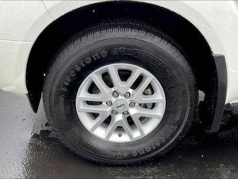 Used 2018 Nissan Frontier SV w/ Value Truck Package image 9