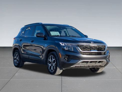 Used 2021 Kia Seltos EX image 8