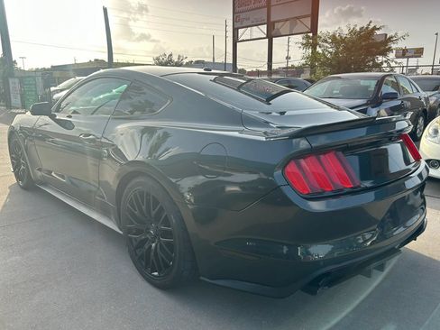 Used 2015 Ford Mustang GT Premium RWD image 3