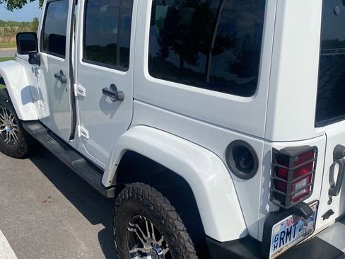 Used 2014 Jeep Wrangler Unlimited Sahara w/ Trailer Tow Group AWD/4WD image 10