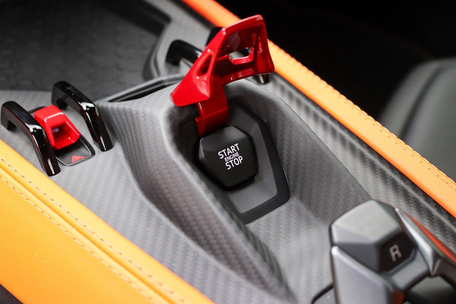 Used 2024 Lamborghini Revuelto AWD/4WD image 29