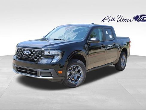 New 2026 Ford Maverick XLT FWD image 1