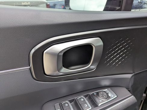 New 2026 Kia Sorento S FWD image 18