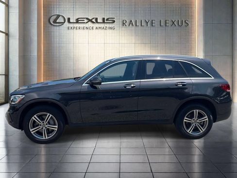Used 2022 Mercedes-Benz GLC 300 4MATIC image 4