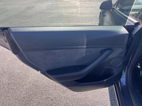 Used 2022 Tesla Model 3 Long Range image 24