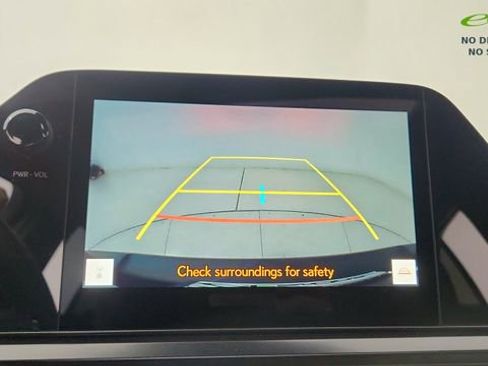 Used 2025 Lexus UX 300h FWD image 44