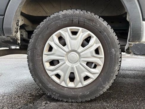 Used 2024 Ford Transit 250 Low Roof w/ Exterior Upgrade Package image 19