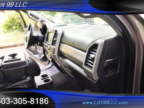 Used 2019 Ford F350 Lariat w/ Chrome Package AWD/4WD image 18