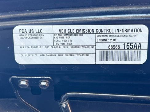 Used 2023 Jeep Wrangler Unlimited Sahara image 35