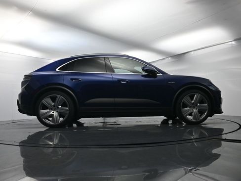 Certified 2024 Porsche Macan 4 Electric image 53