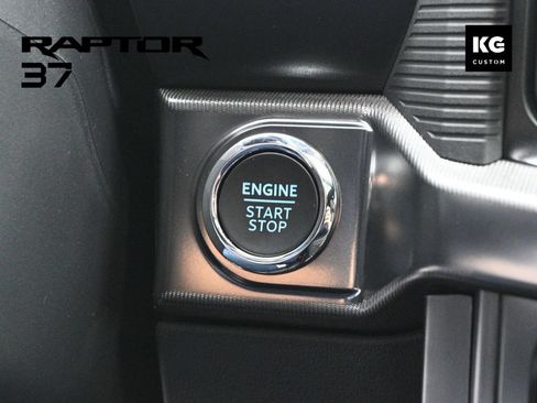 Used 2025 Ford F150 Raptor AWD/4WD image 13