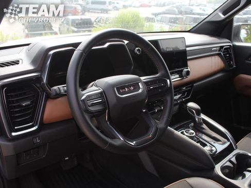 Certified 2025 GMC Canyon AT4 AWD/4WD image 12