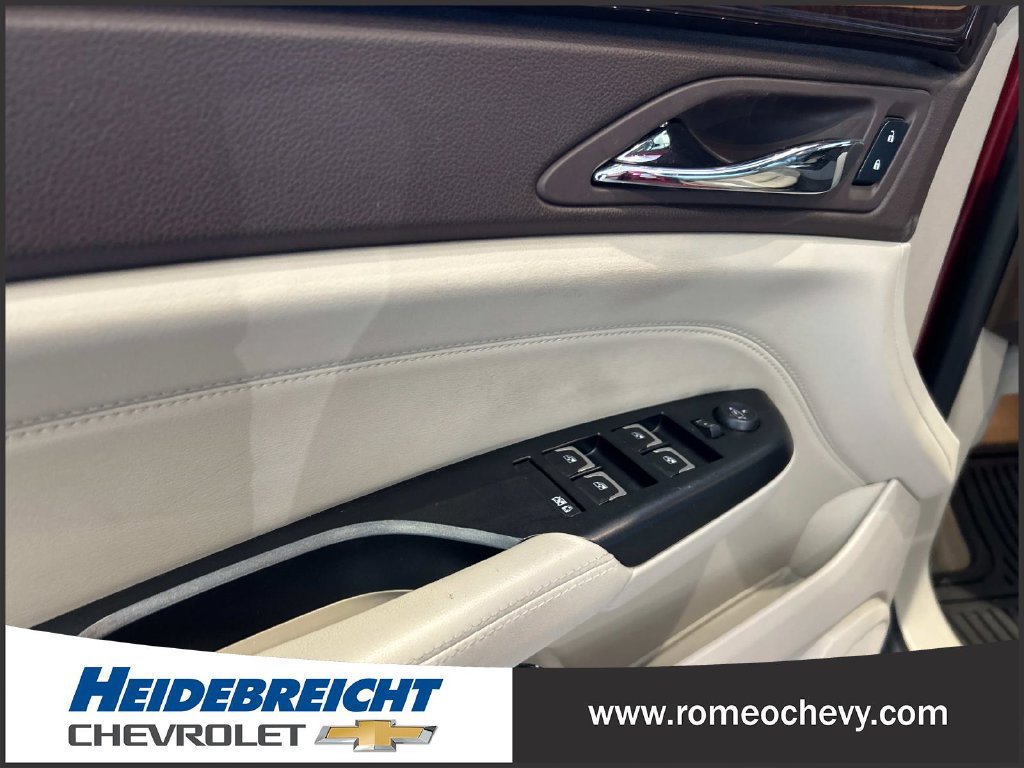 Used 2015 Cadillac SRX Luxury FWD image 11