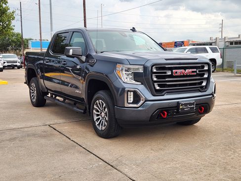 Certified 2020 GMC Sierra 1500 AT4 w/ Driver Alert Package II AWD/4WD image 4