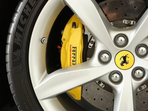 Used 2023 Ferrari Portofino M image 32