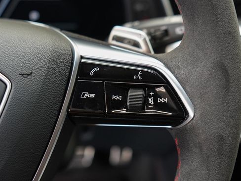 Used 2022 Audi RS 6 image 50