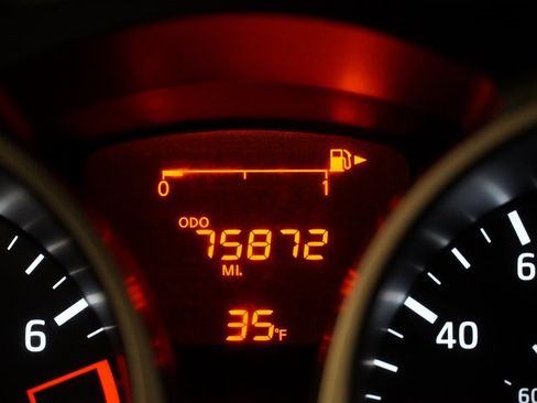 Used 2016 Nissan Juke S image 4