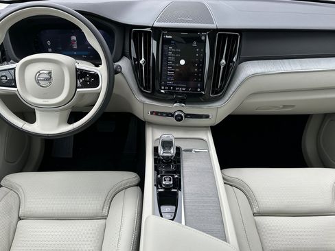 New 2025 Volvo XC60 B5 Ultra w/ Protection Package Premier image 14