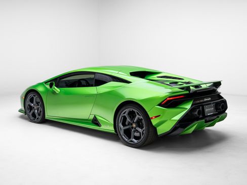 Used 2023 Lamborghini Huracan Tecnica image 29